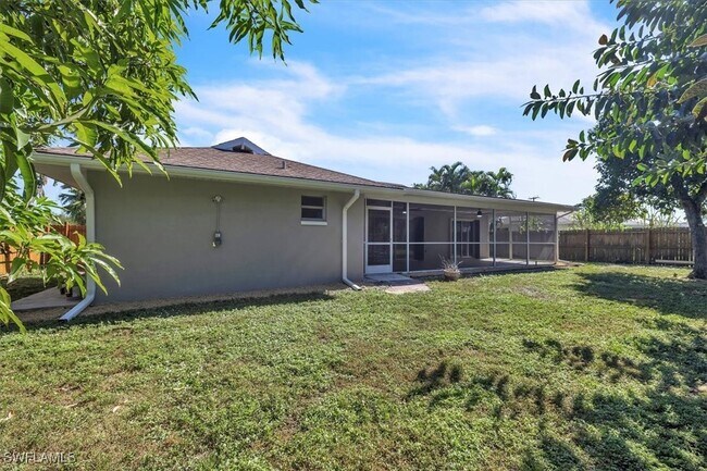 Building Photo - 27630 Wisconsin St