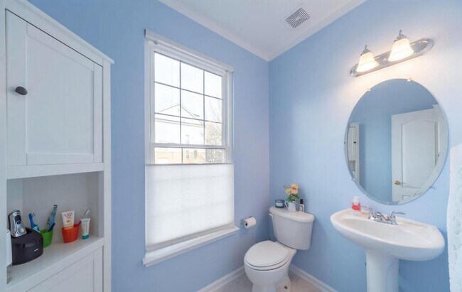Building Photo - 6931 Rolling Creek Way