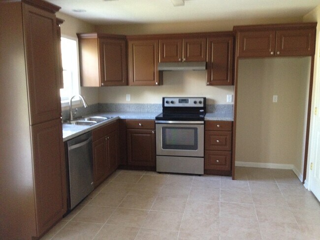 Building Photo - Nicely Remodeled 3 Bedroom 2 Bath Home in West Little Rock