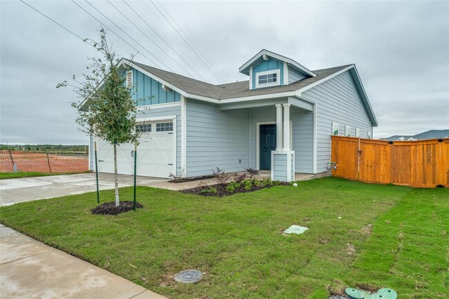 Primary Photo - 105 Shugart St