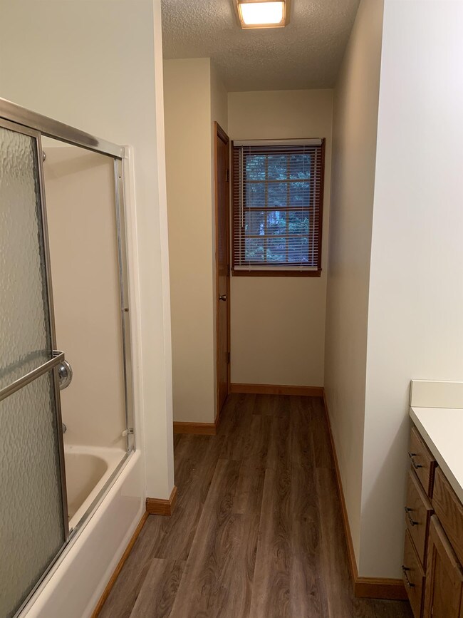 Building Photo - 518 Eliada Home Rd