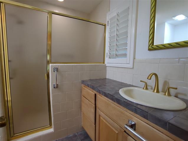 Building Photo - 9115 Boedeker Cir