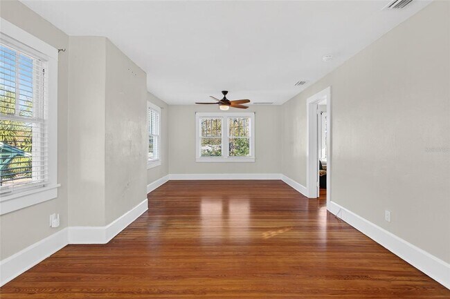 Building Photo - 2905 14th St N