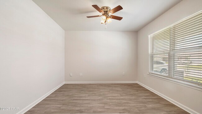 Building Photo - 4715 Firefly Ln