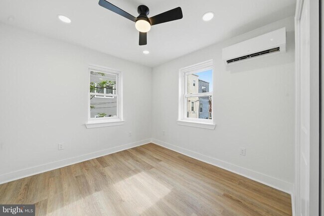 Building Photo - 2109 Tasker St