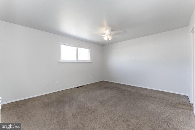 Building Photo - 222 Stony Way