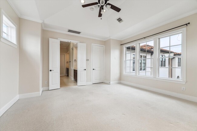 Building Photo - 3917 Gramercy St