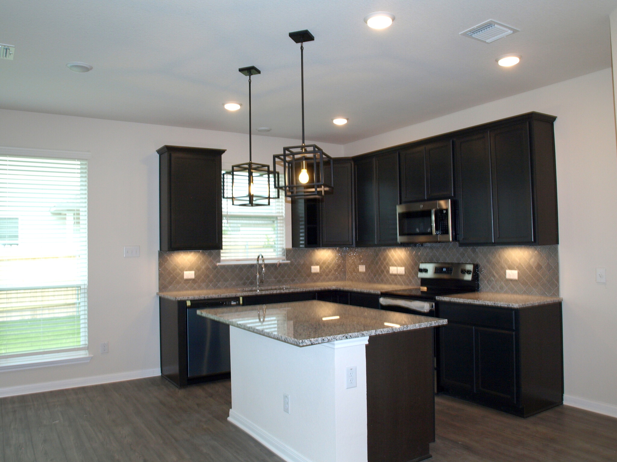 Building Photo - 4140 Aransas Dr