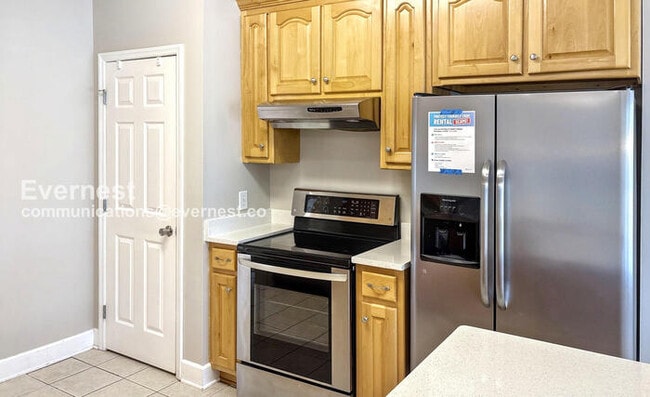 Building Photo - 115 Nasa Way