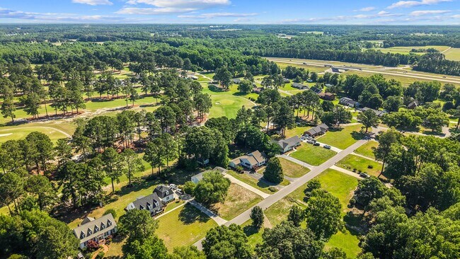 Building Photo - 206 Ramblewood Dr