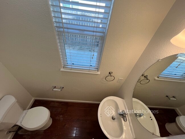 Building Photo - 1252 Paddington Way