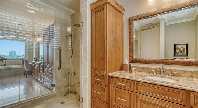 Building Photo - 464 Golden Gate Point