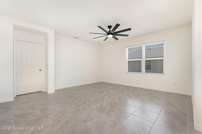 Building Photo - 6714 Topaz Dr