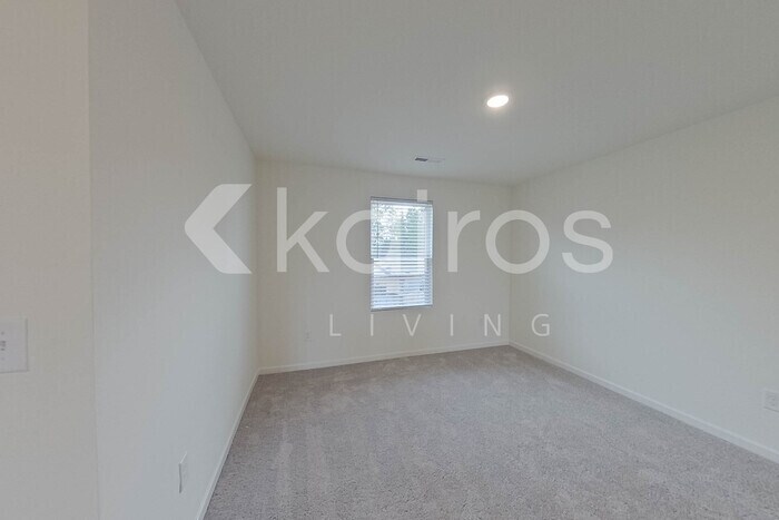 Building Photo - 7029 Peppermill Way
