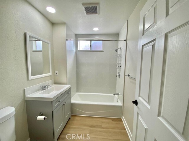 Building Photo - 9156 Burke St