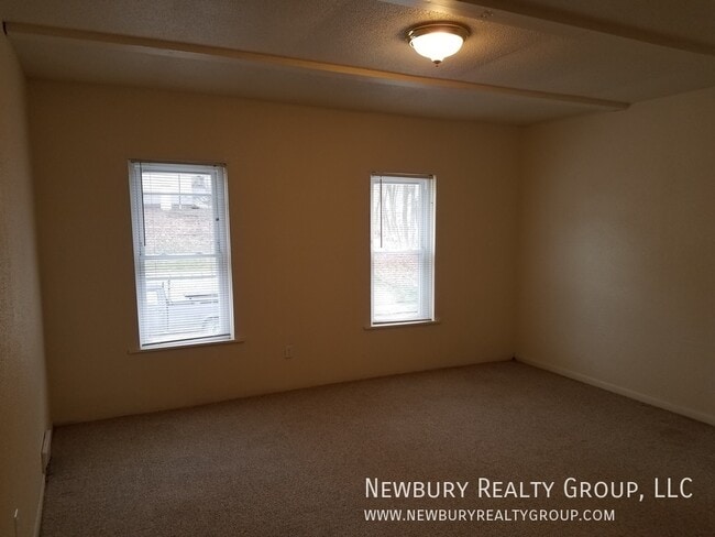 Building Photo - 18 South St