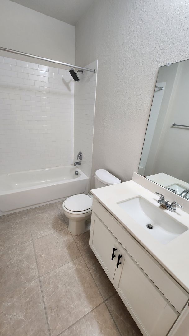 Building Photo - Beautiful 4BR Home for Rent in Cypress Trails – Near Medical Center