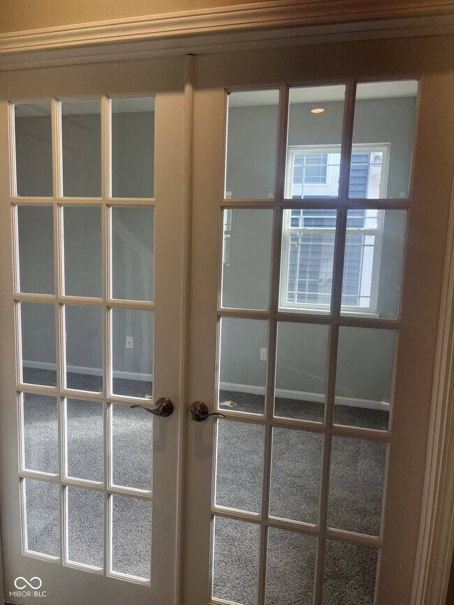 Building Photo - 2607 Plano Dr