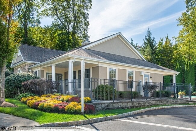 Building Photo - 3103 Peer Pl