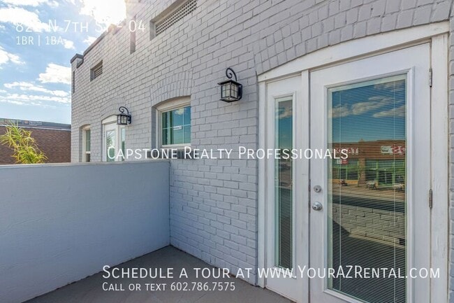 Building Photo - 822 N 7th St