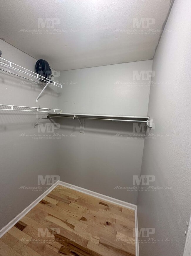 Building Photo - 2012 Langshire Dr