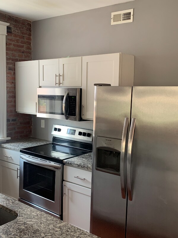 Building Photo - 4349 Bates St