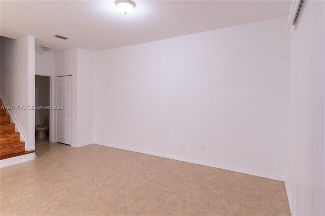 Building Photo - 1410 S Santa Catalina Cir