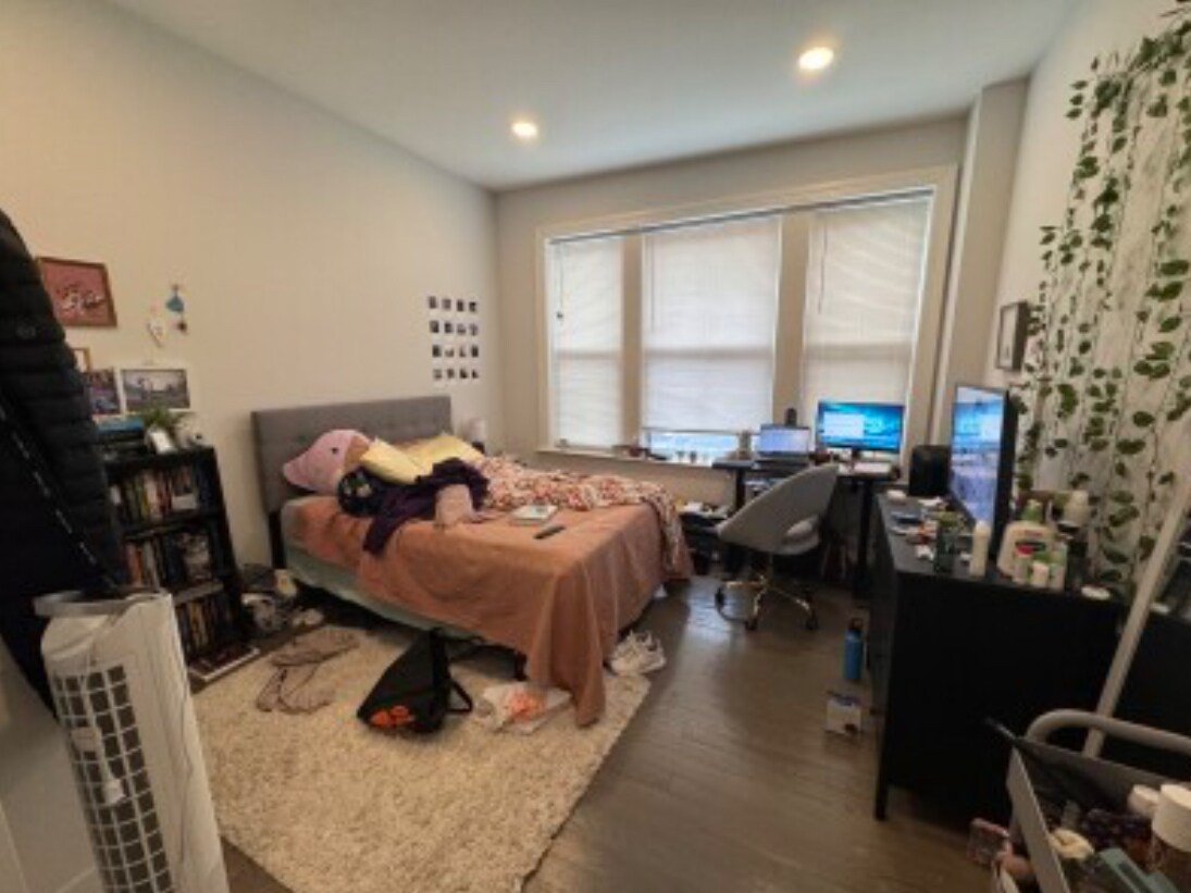 Building Photo - 115 Jersey St