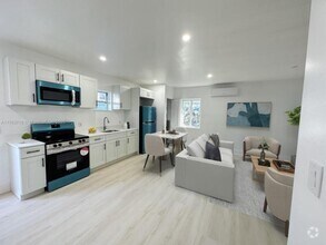 Building Photo - 2 bedroom in North Miami FL 33162