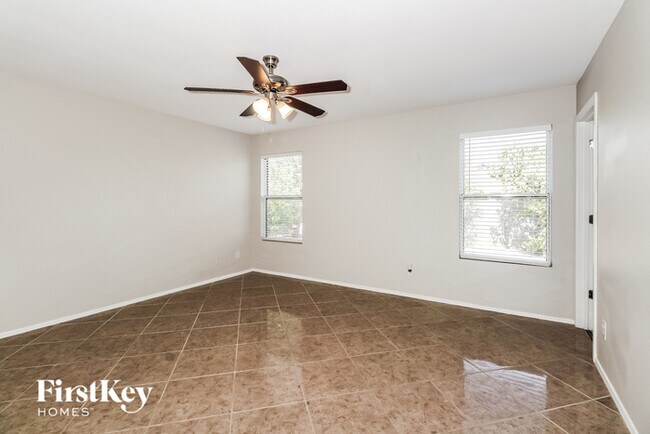 Building Photo - 9229 N Centipede Ave