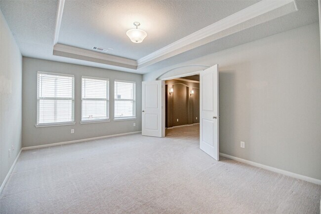 Building Photo - 67 Springtime Creek Dr