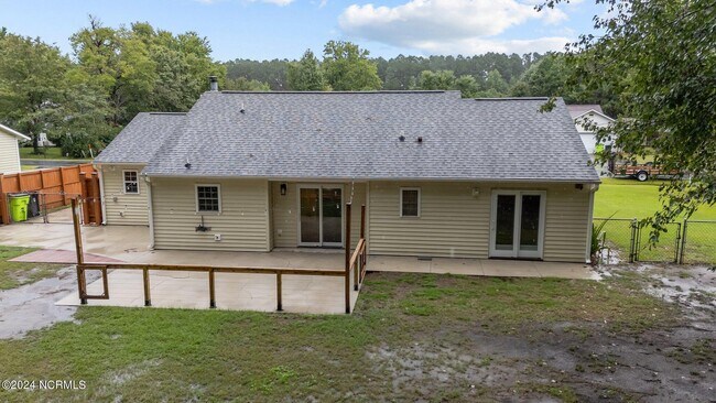 Building Photo - 5725 County Line Rd