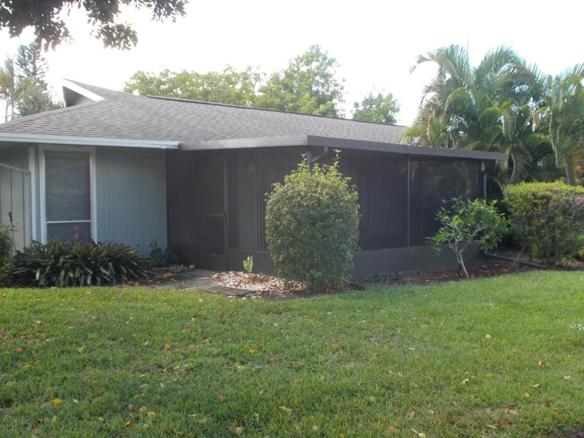 Outside - 4261 Island Cir