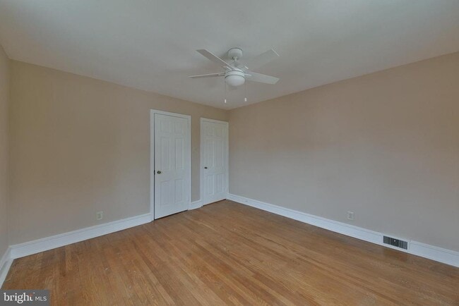 Building Photo - 27 Bysher Ave