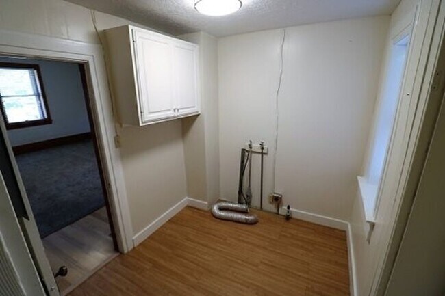 Building Photo - Conveniently Located HOUSE in Spanish Fork!