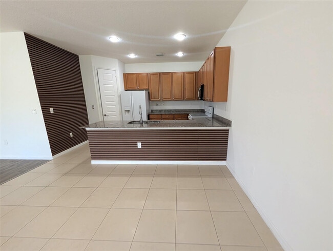 Building Photo - 19117 NE 8th Ct