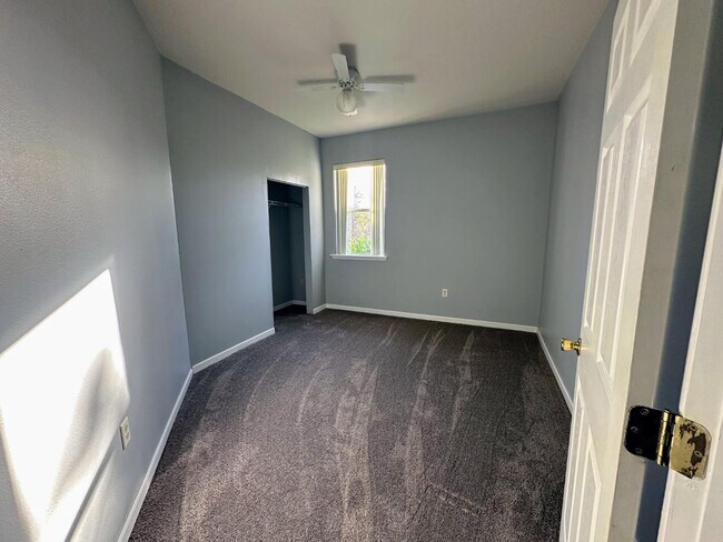 Building Photo - 108 Joyelle Cir