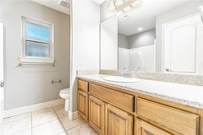 Building Photo - 1141 Torbay Trce