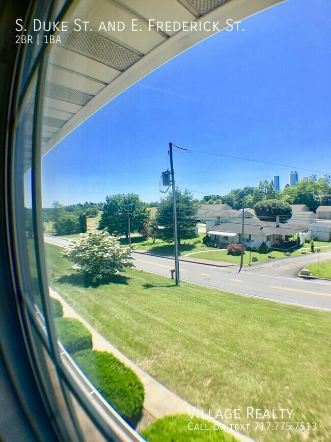 Building Photo - 119 S Duke St