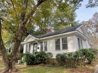 Building Photo - 612 Ridgewood Ave