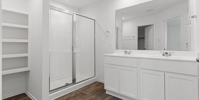 Building Photo - 31035 Brightwell Bnd