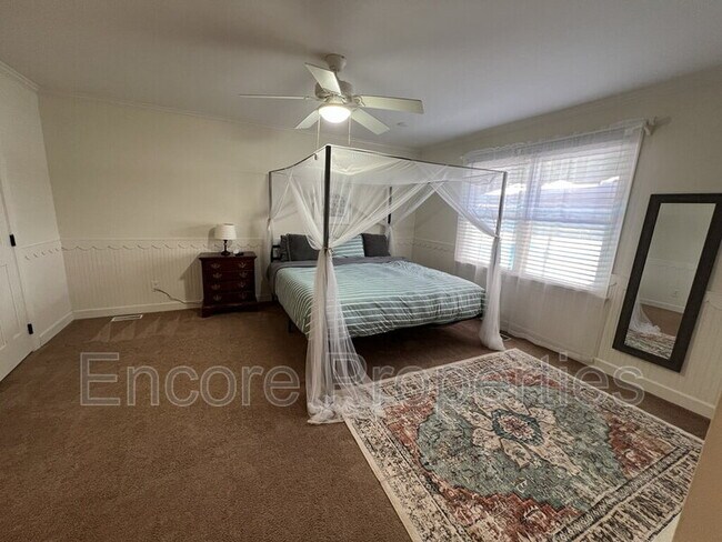 Building Photo - 105 Baybrook Ct
