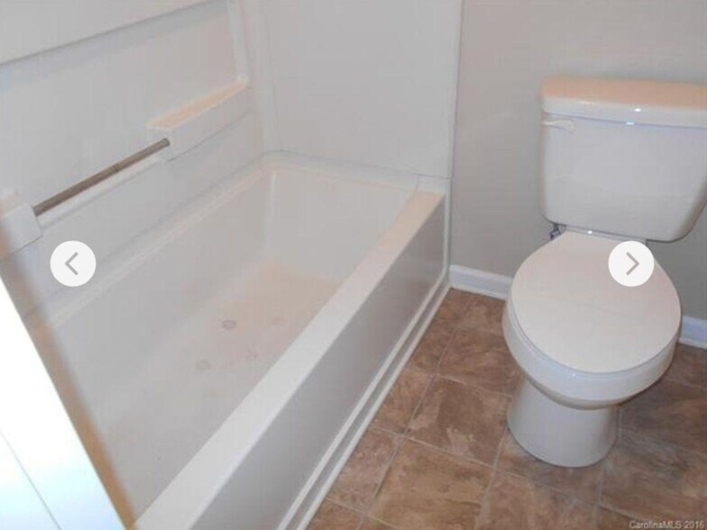 Building Photo - 6733 Bevington Ridge Rd