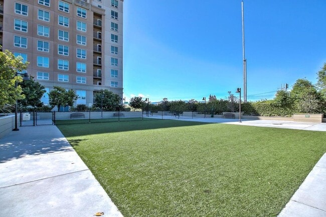 Dog park in complex. - 1375 Lick Ave