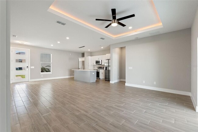 Building Photo - 802 James Dr