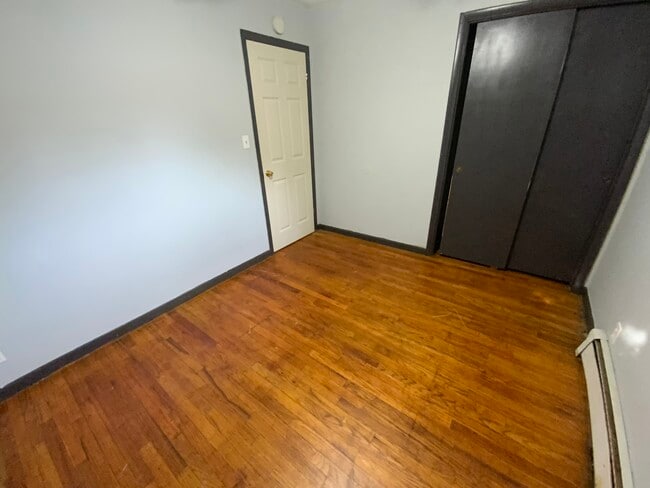 Building Photo - 1405 Chandler St