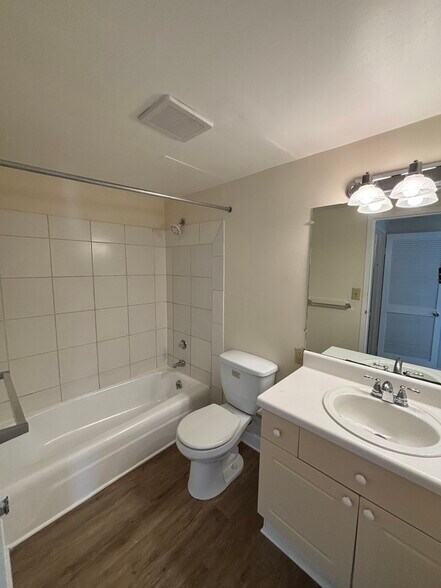 Bathroom 1 - 1501 Clairmont Rd