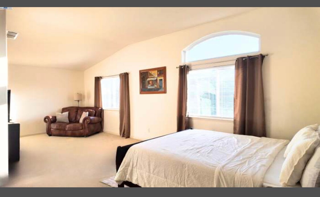 Building Photo - 5247 Agapanthus Ct