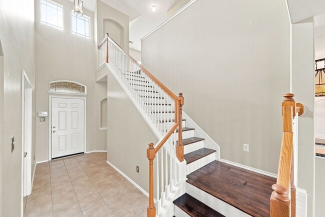 Building Photo - 18810 Lantern Cove Ln