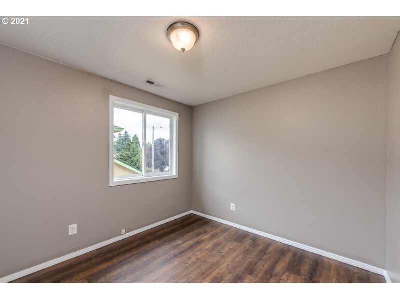 Building Photo - 4315 SE 138th Pl